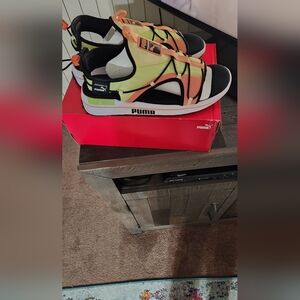 Size 12 women's sports sandals